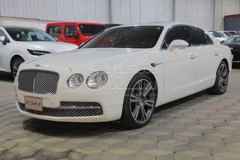 2015 بنتلي كونتيننتل فلاينج سبير