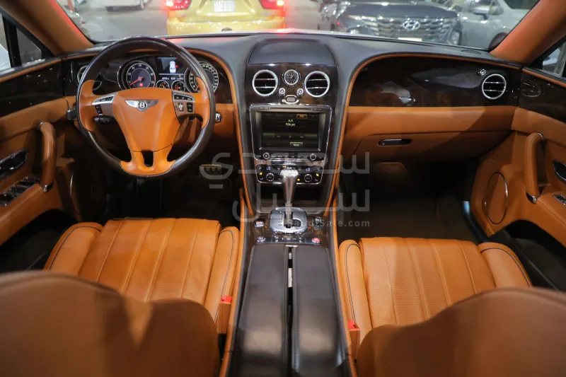 2015 بنتلي كونتيننتل فلاينج سبير