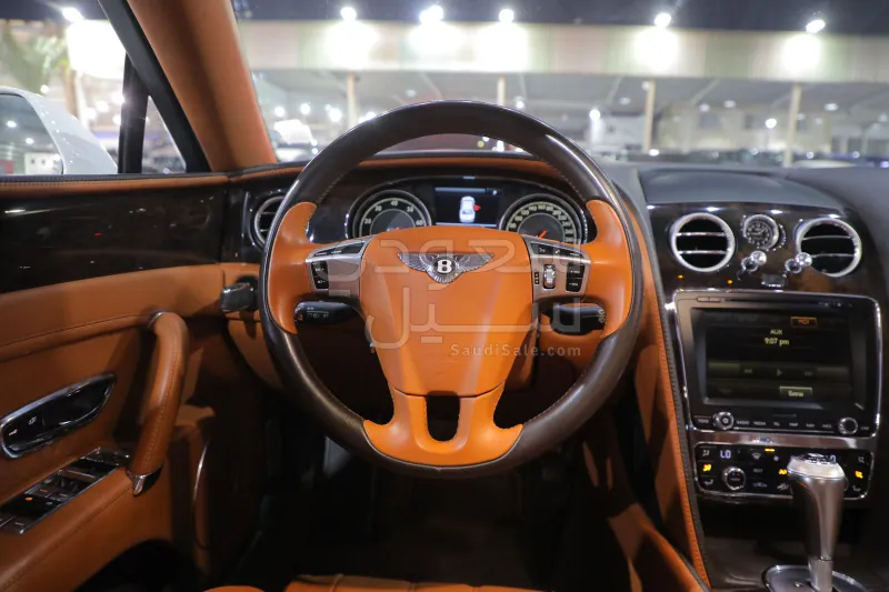 2015 بنتلي كونتيننتل فلاينج سبير