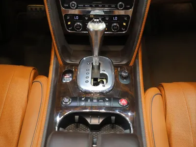 2015 بنتلي كونتيننتل فلاينج سبير