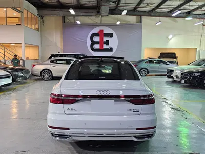 2020 اودي اي 8 ال 55تي اف اس أي