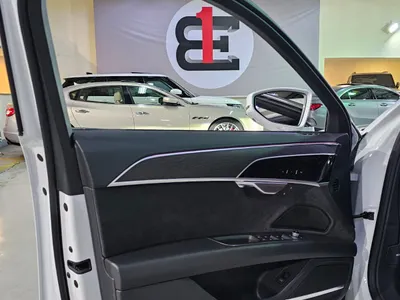 2020 اودي اي 8 ال 55تي اف اس أي