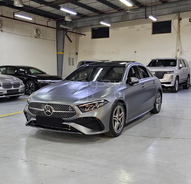 2024 مرسيدس - بنز أي 200