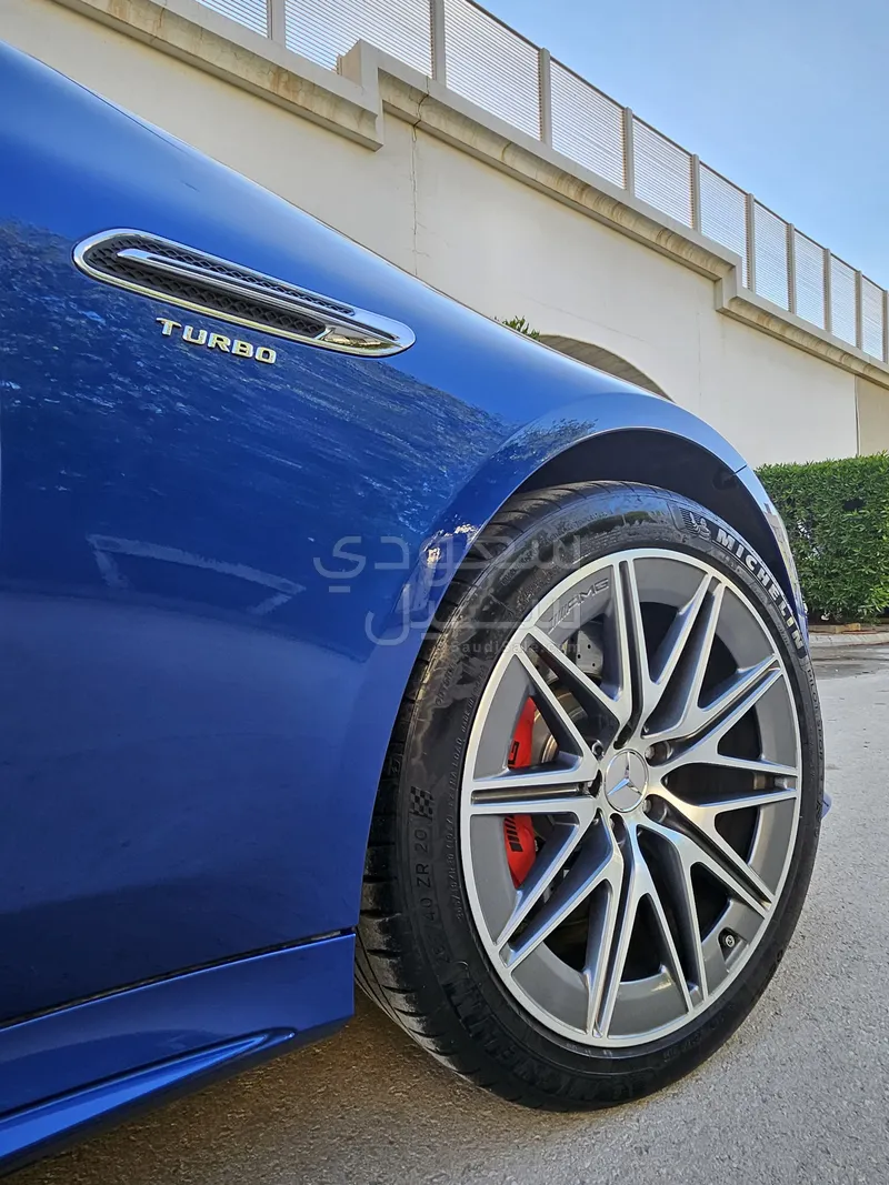 2023 مرسيدس - بنز جي تي 43 أي إم جي