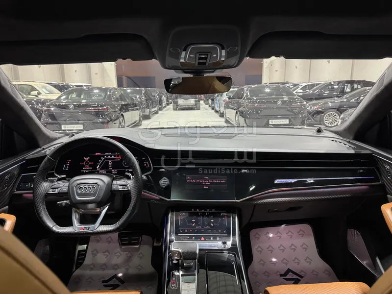 2021 اودي كيو 8 أر إس