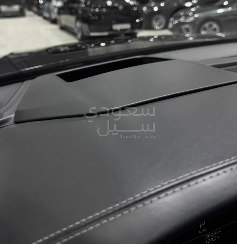 2021 اودي كيو 8 أر إس