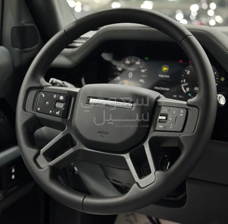 2026 لاند روفر ديفيندر اكس داينمك