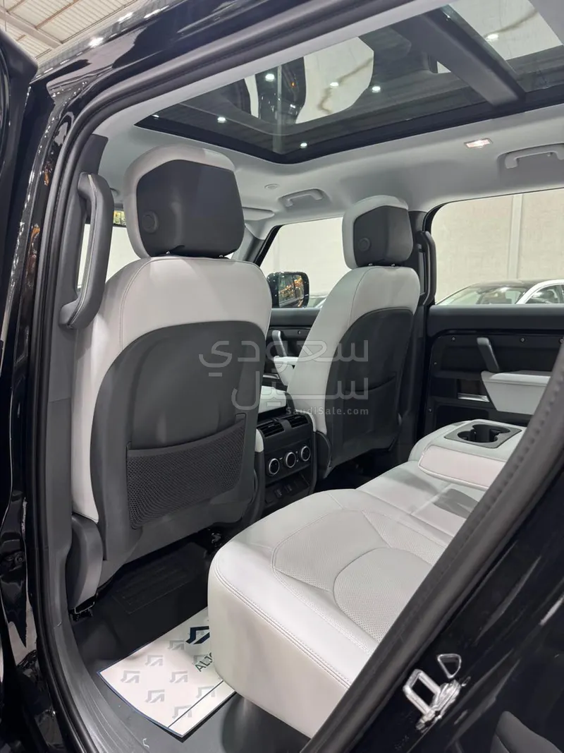 2026 لاند روفر ديفيندر اكس داينمك