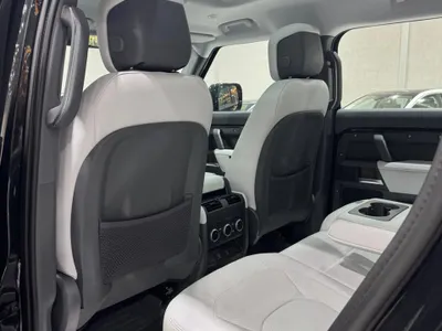 2026 لاند روفر ديفيندر اكس داينمك