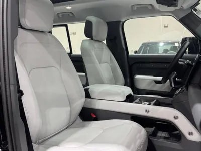 2026 لاند روفر ديفيندر اكس داينمك