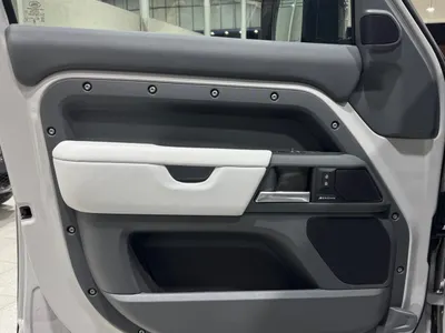 2026 لاند روفر ديفيندر اكس داينمك