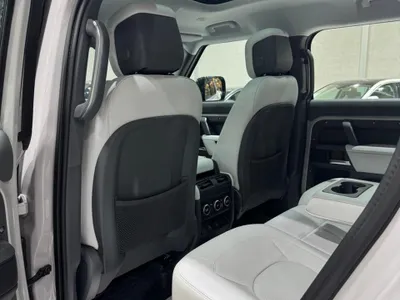 2026 لاند روفر ديفيندر اكس داينمك