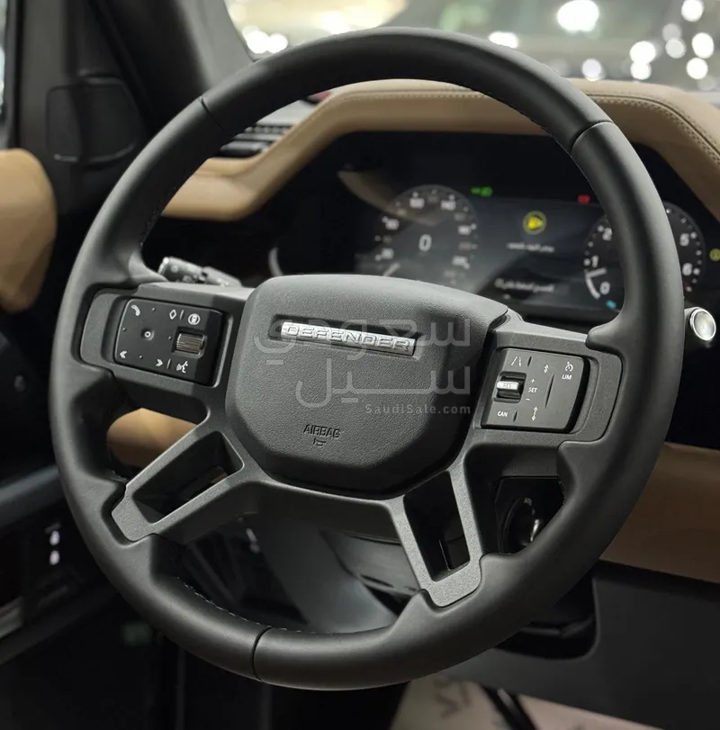 2026 لاند روفر ديفيندر اكس داينمك