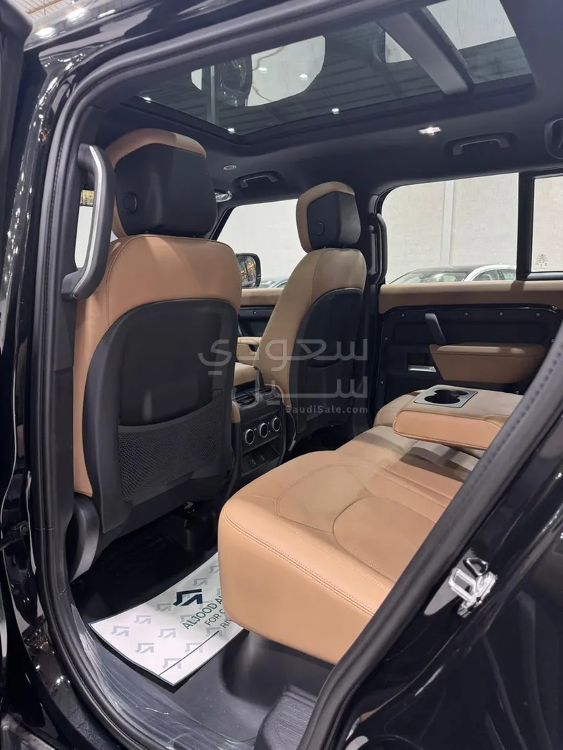 2026 لاند روفر ديفيندر اكس داينمك