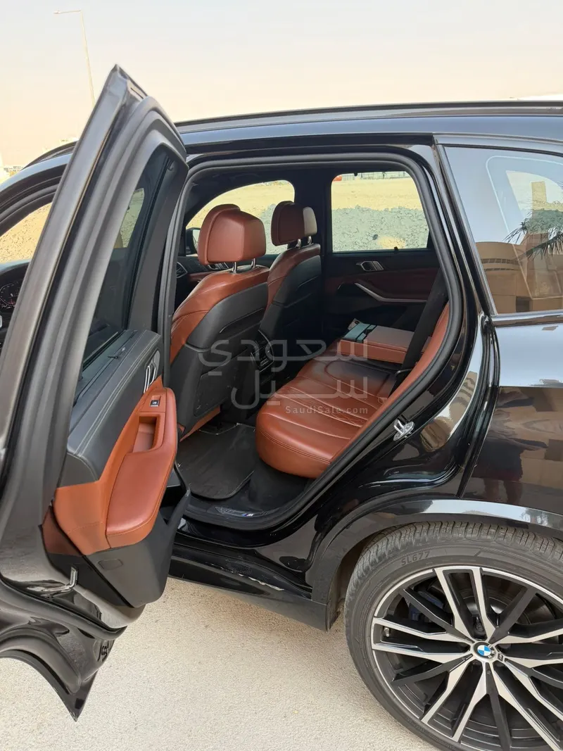 2019 BMW X Series 5 M Kit