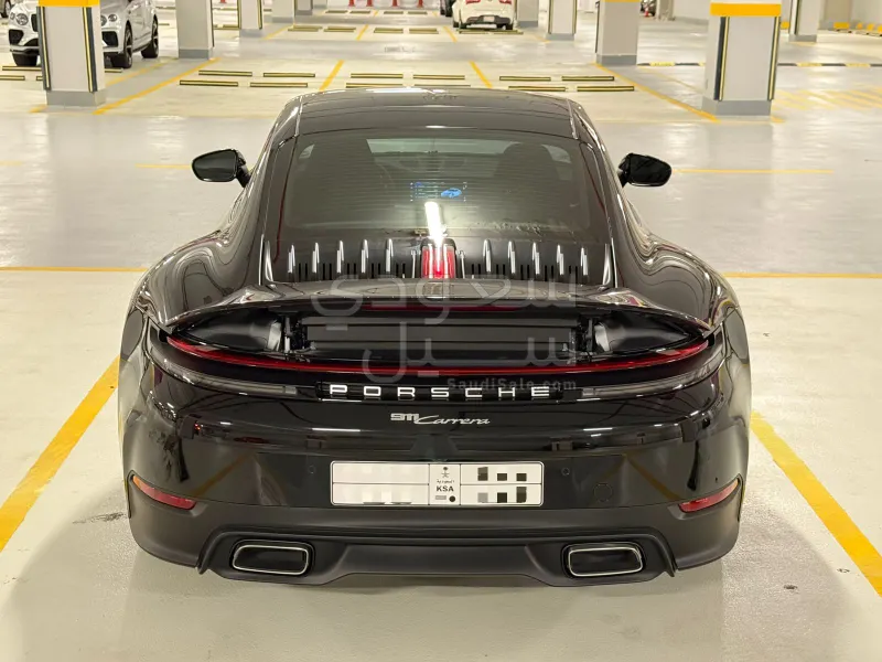 2025 بورش 911 كاريرا