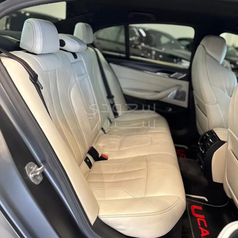 2019 بي ام دبليو الفئة ام إم 5