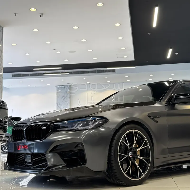 2019 بي ام دبليو الفئة ام إم 5