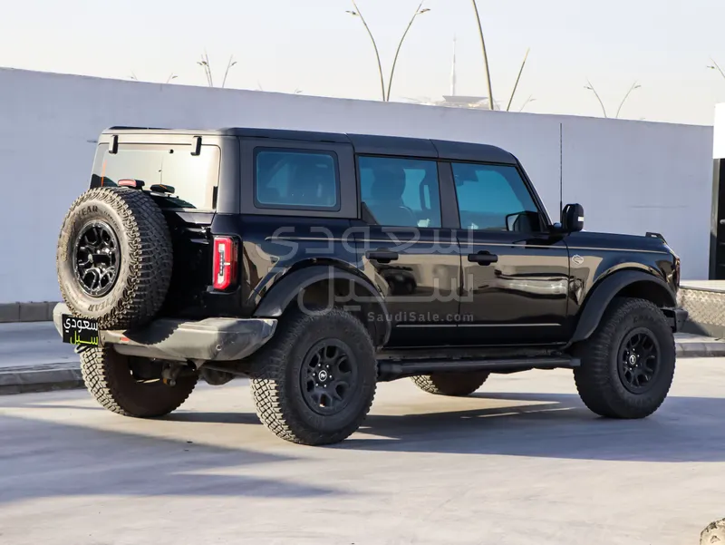 2022 فورد برونكو وايلد تراك