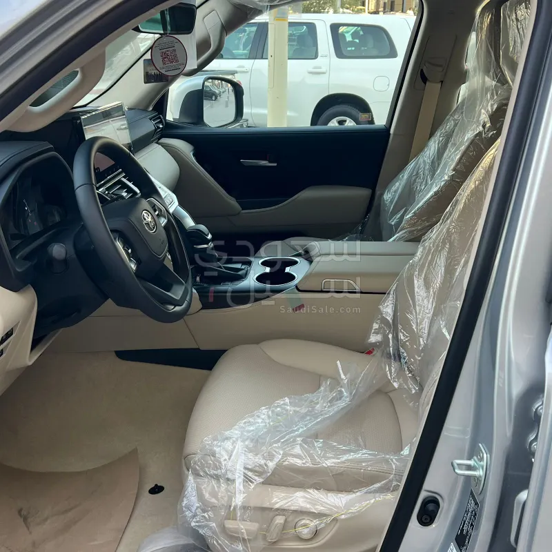 2026 تويوتا لاند كروزر جي اكس ار4