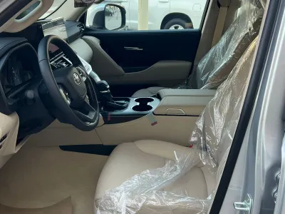 2026 تويوتا لاند كروزر جي اكس ار4