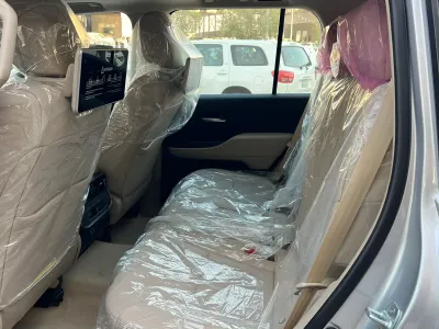 2026 تويوتا لاند كروزر جي اكس ار4