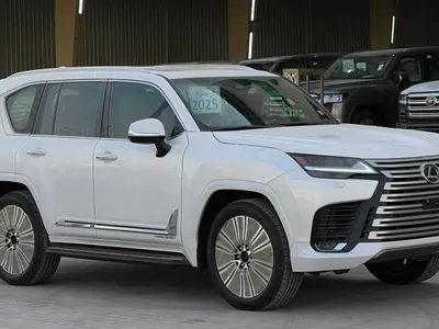 2025 لكزس إل إكس 600