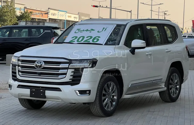 2026 تويوتا لاند كروزر جي اكس ار 3