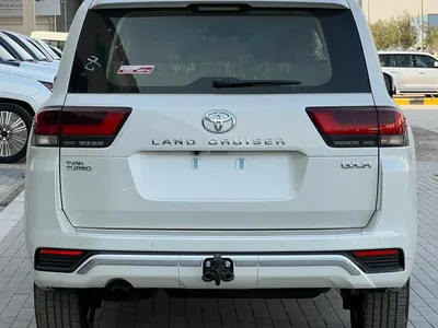 2026 تويوتا لاند كروزر جي اكس ار 3