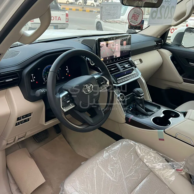 2026 تويوتا لاند كروزر جي اكس ار4