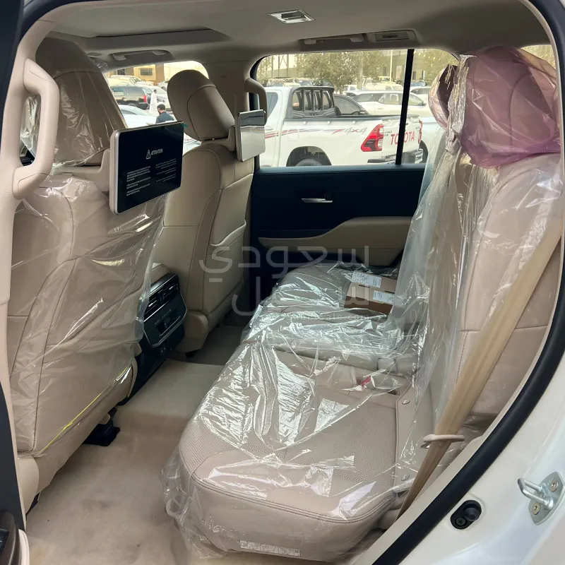 2026 تويوتا لاند كروزر جي اكس ار4