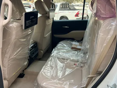 2026 تويوتا لاند كروزر جي اكس ار4