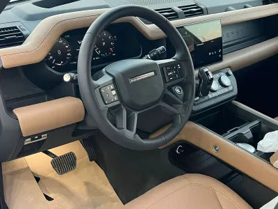 2025 لاند روفر ديفيندر اكس داينمك