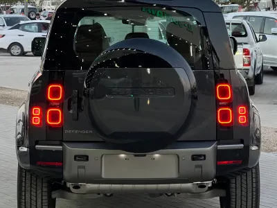 2025 لاند روفر ديفيندر اكس داينمك