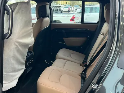 2025 لاند روفر ديفيندر اكس داينمك