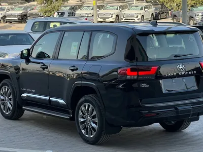 2026 تويوتا لاند كروزر جي اكس ار