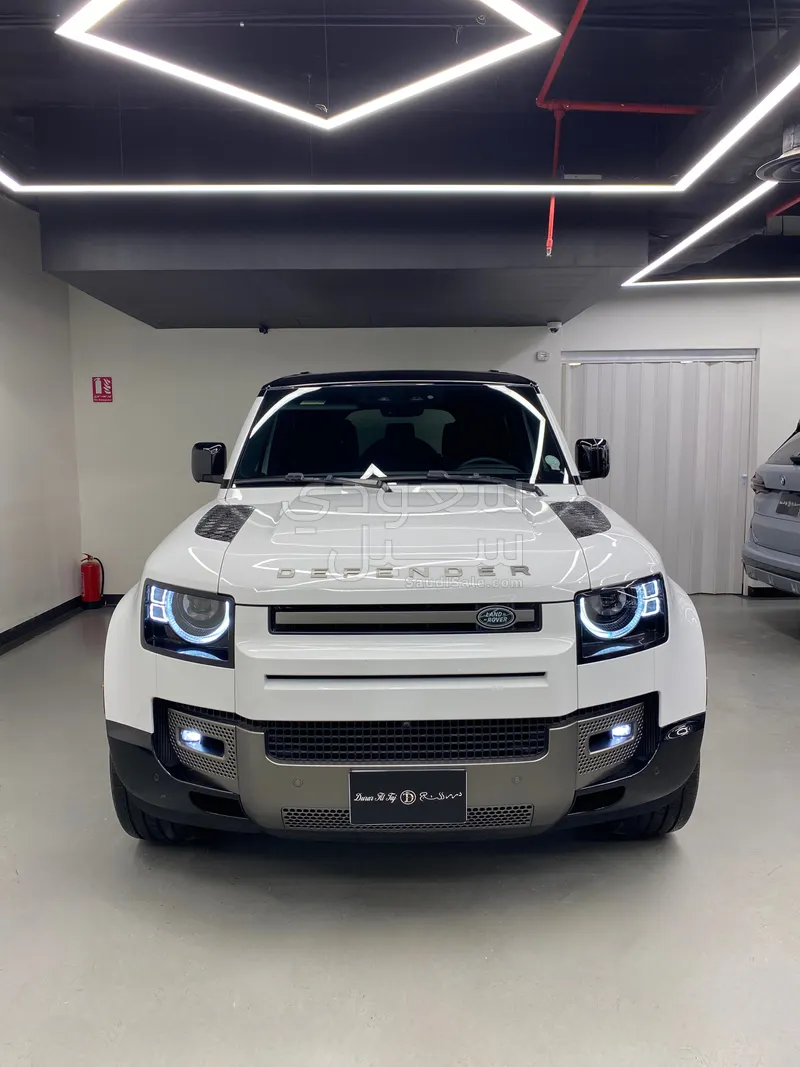 2024 Land Rover Defender 110