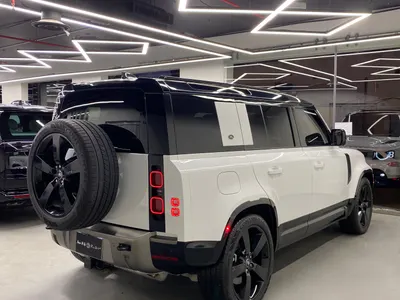 2024 Land Rover Defender 110