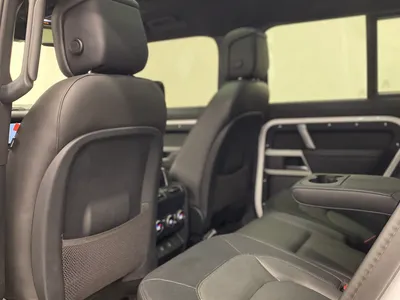 2024 Land Rover Defender 110