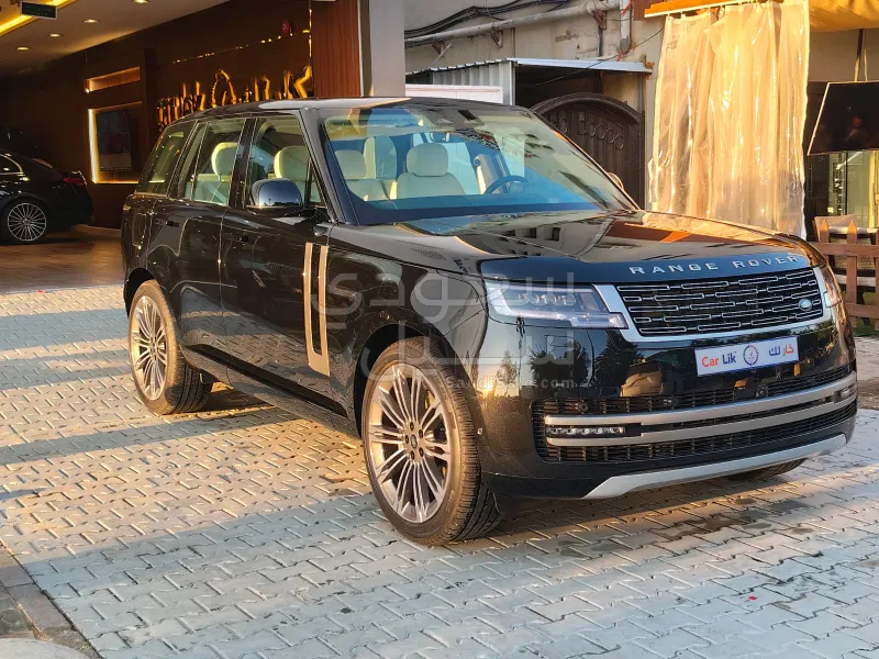 2025 Land Rover Range Rover HSE