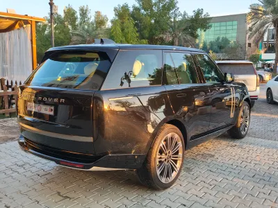 2025 Land Rover Range Rover HSE