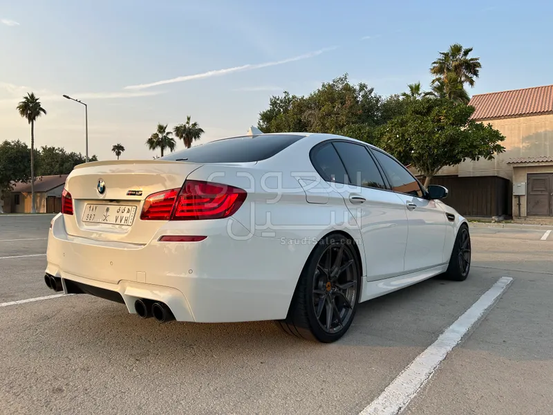 2013 BMW M Series M5