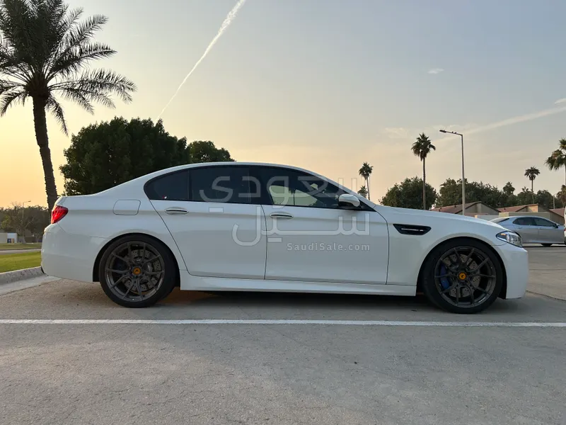2013 BMW M Series M5