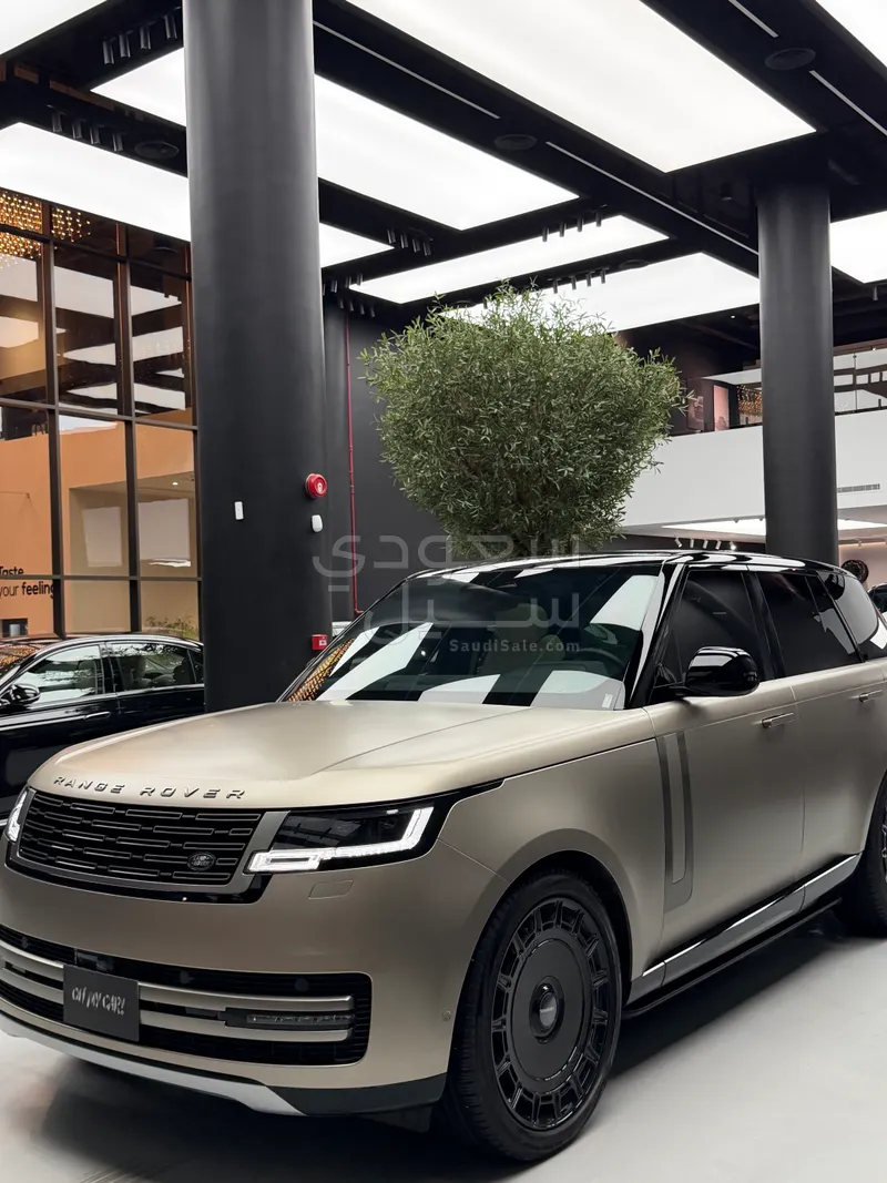 2024 لاند روفر رينج روفر فوج