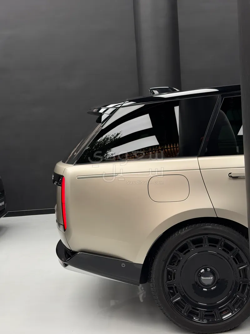 2024 لاند روفر رينج روفر فوج