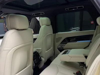 2024 لاند روفر رينج روفر فوج