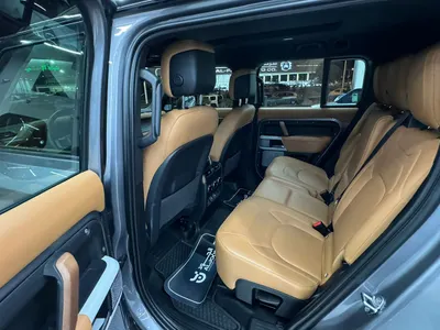 2023 لاند روفر ديفيندر 130