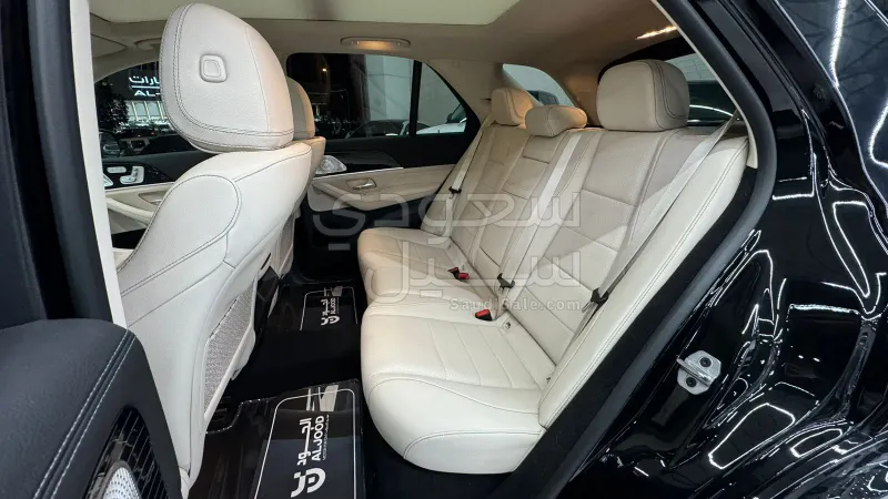 2024 مرسيدس - بنز جي إل إي 450