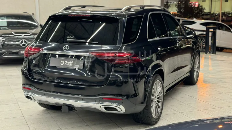 2024 مرسيدس - بنز جي إل إي 450