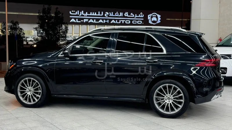 2024 مرسيدس - بنز جي إل إي 450